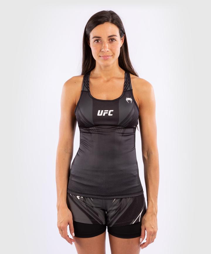 Ufc Venum Authentic Fight Night Women´s Fitted Tank With Shelf Bra B